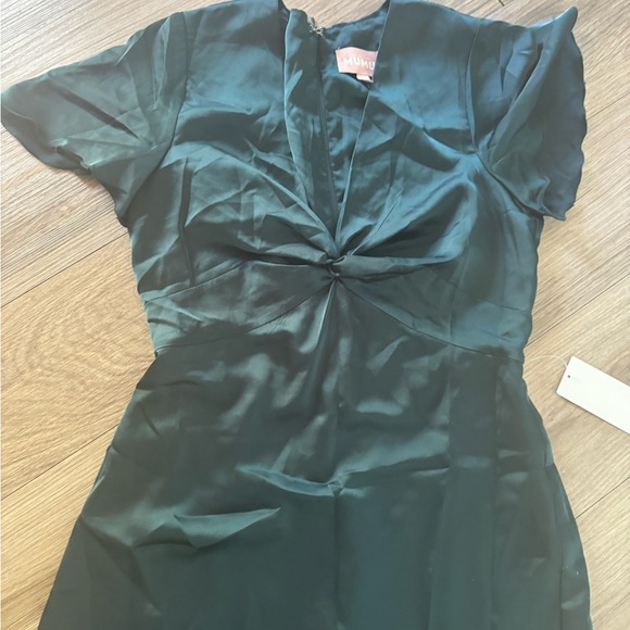 show me your mumu Rome Twist Gown Deep Emerald Luxe Satin - Picture 7 of 7